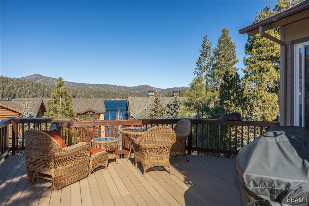 664 Cove Drive Property Photo 38