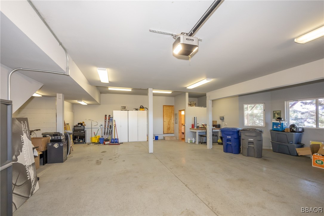 664 Cove Drive Property Photo 40