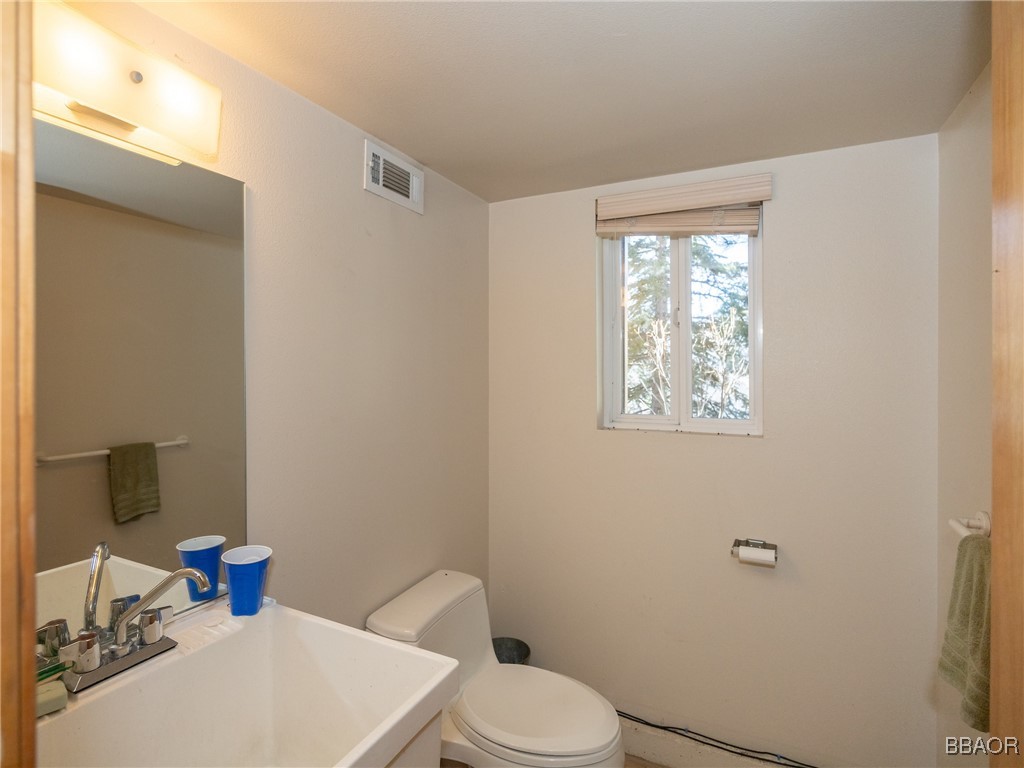 664 Cove Drive Property Photo 42