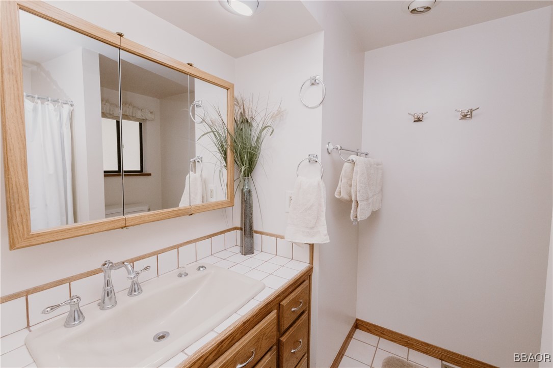 41984 Mapleleaf Drive Property Photo 20