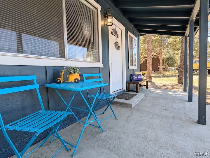 224 East Mountain View Boulevard E Property Photo 4