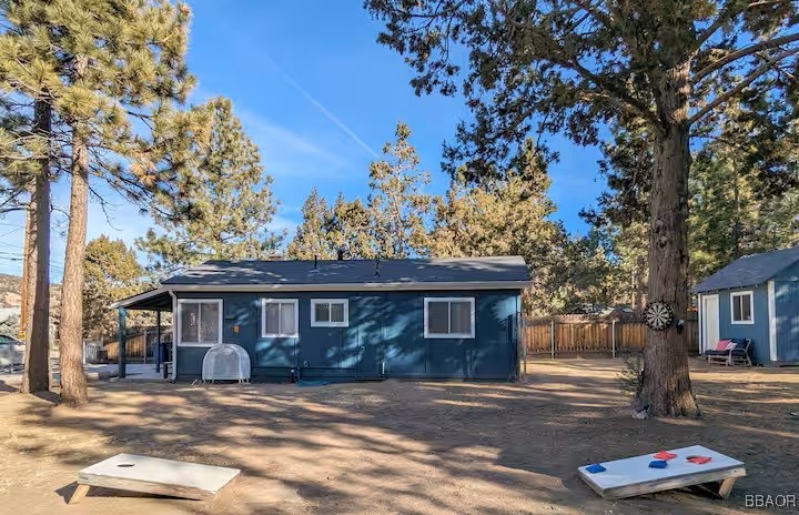 224 East Mountain View Boulevard E Property Photo 5