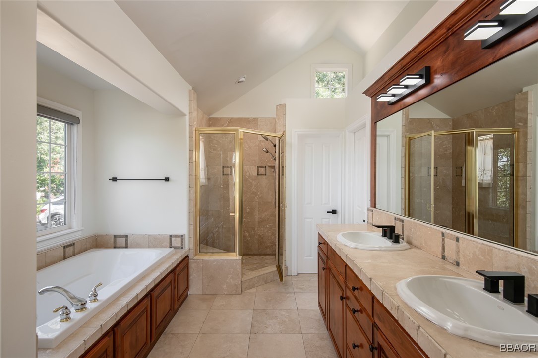 1477 Sequoia Drive Property Photo 10