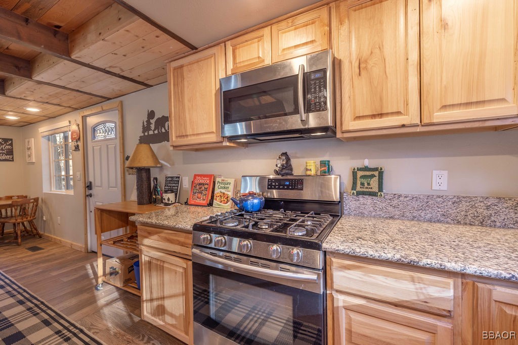 38756 Big Bear Boulevard Property Photo 4