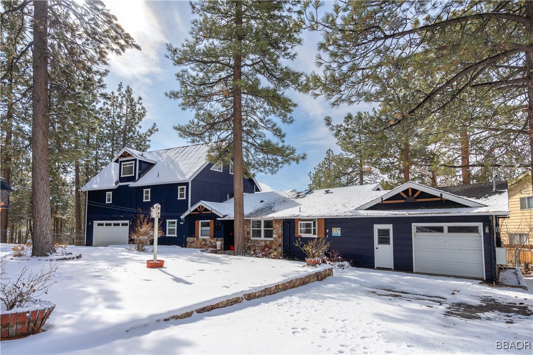 188 South Finch Drive Property Photo 1