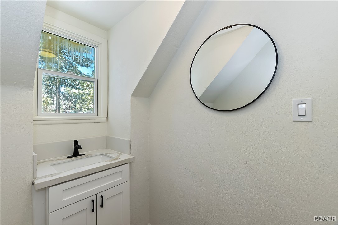 445 Barrett Way Property Photo 27