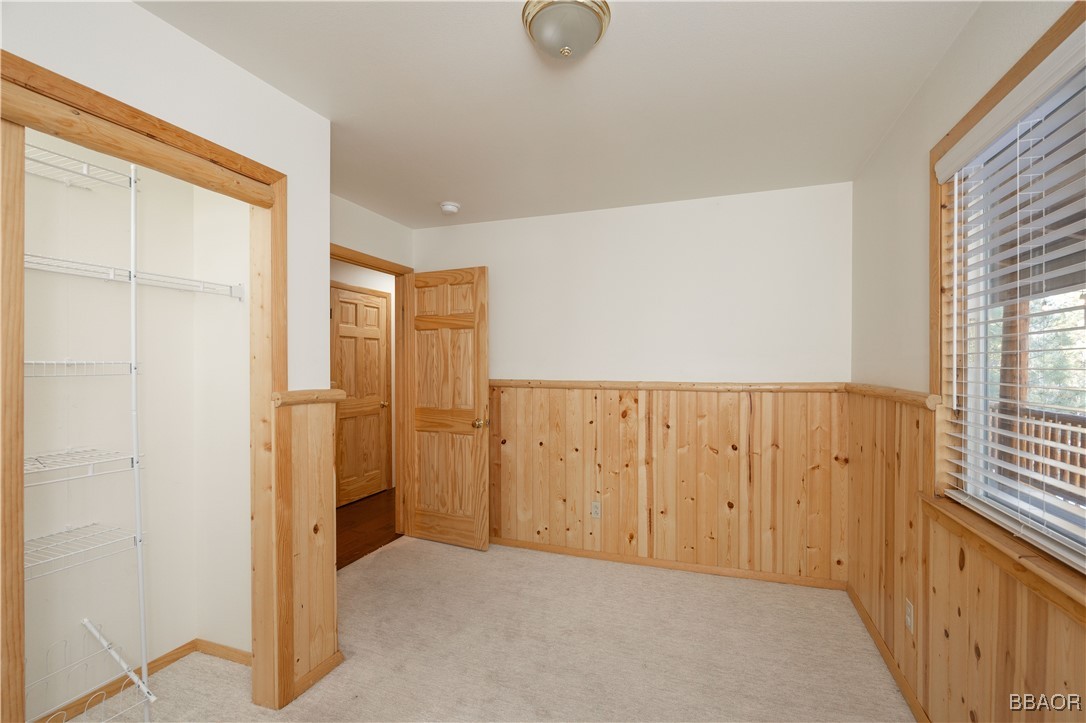 427 Ashwood Drive Property Photo 26