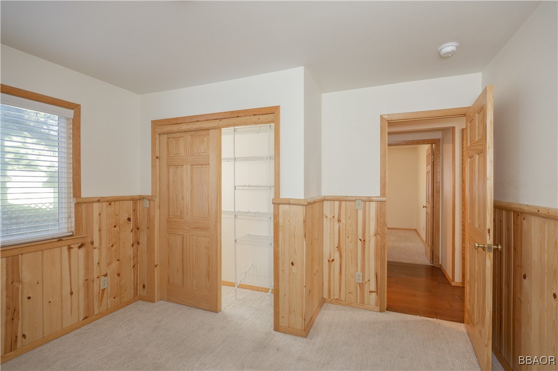 427 Ashwood Drive Property Photo 33