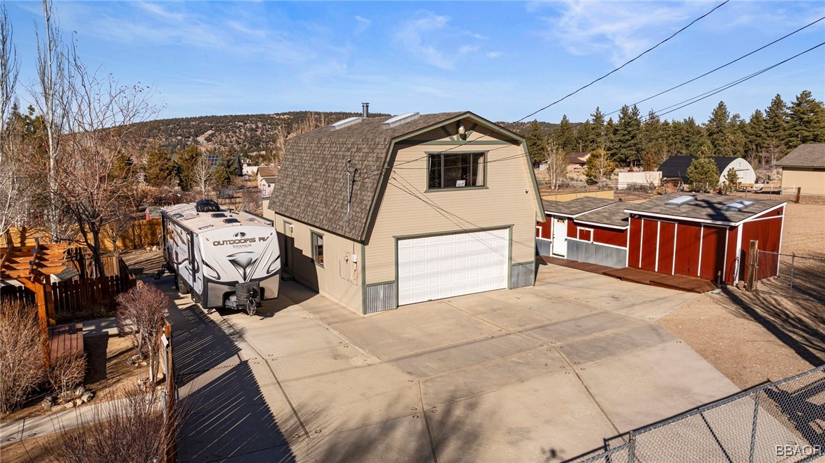 1300 Hatchery Drive Property Photo 4