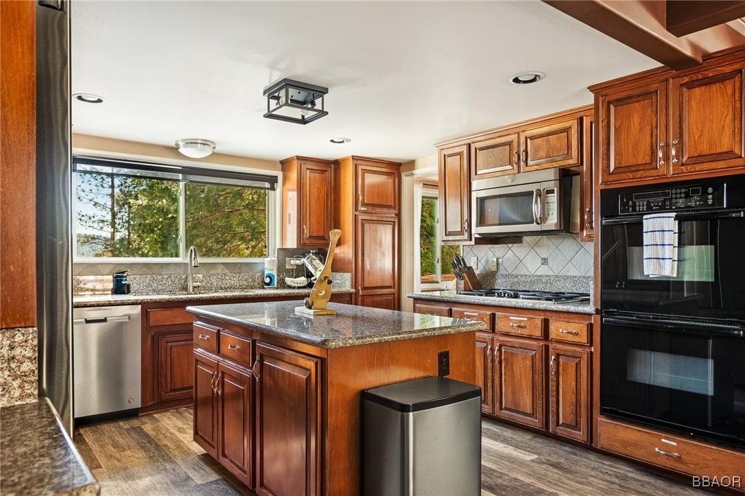 514 Grizzly Road Property Photo 3