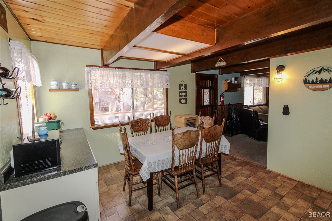 785 Wabash Lane Property Photo 3