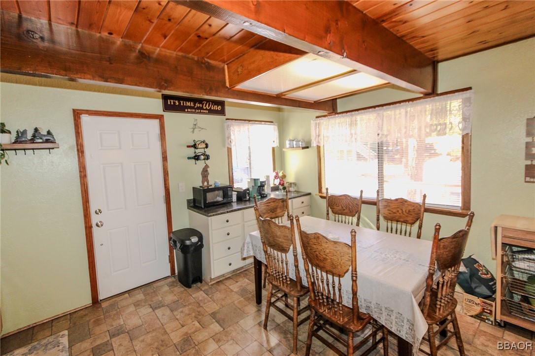 785 Wabash Lane Property Photo 4