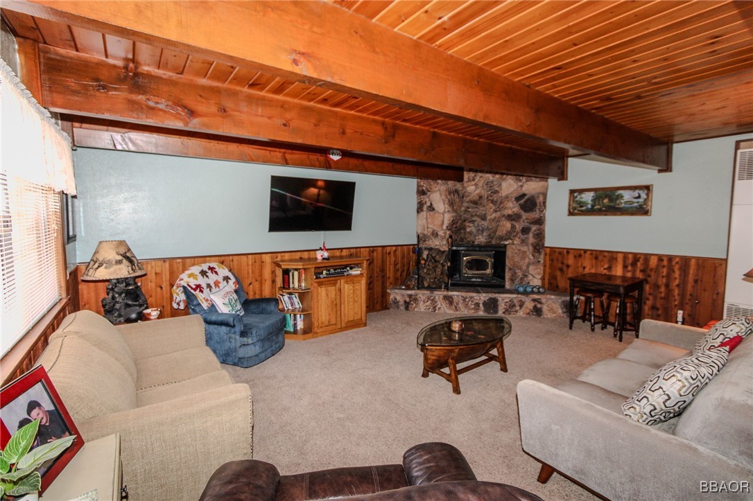 785 Wabash Lane Property Photo 7
