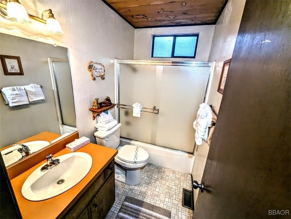 41935 Switzerland Drive 85 Property Photo 19