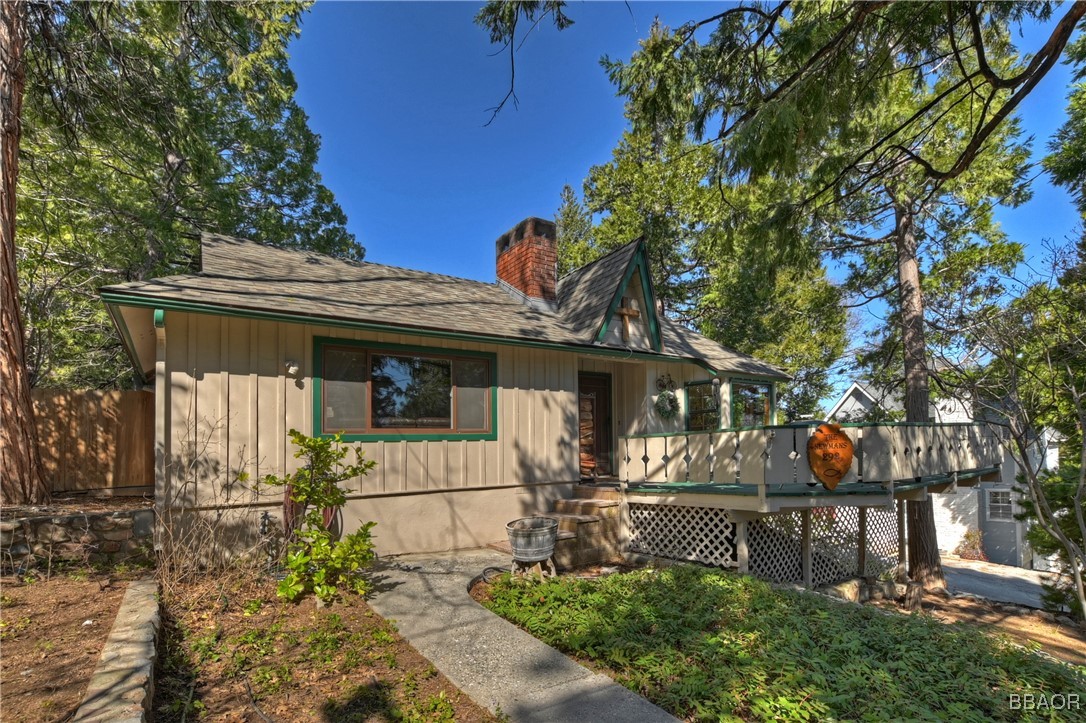 292 Heliotrope Drive Property Photo 3