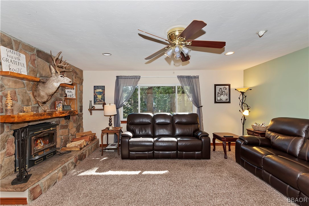 292 Heliotrope Drive Property Photo 7