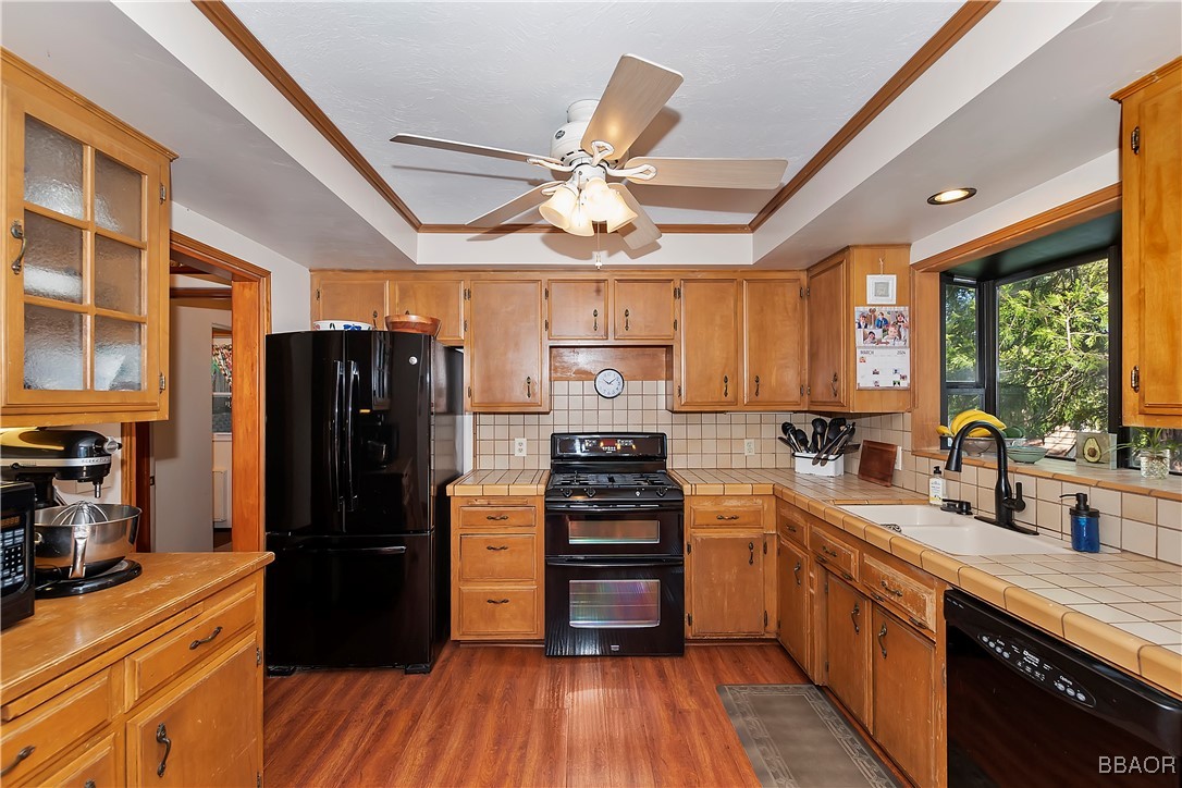 292 Heliotrope Drive Property Photo 10