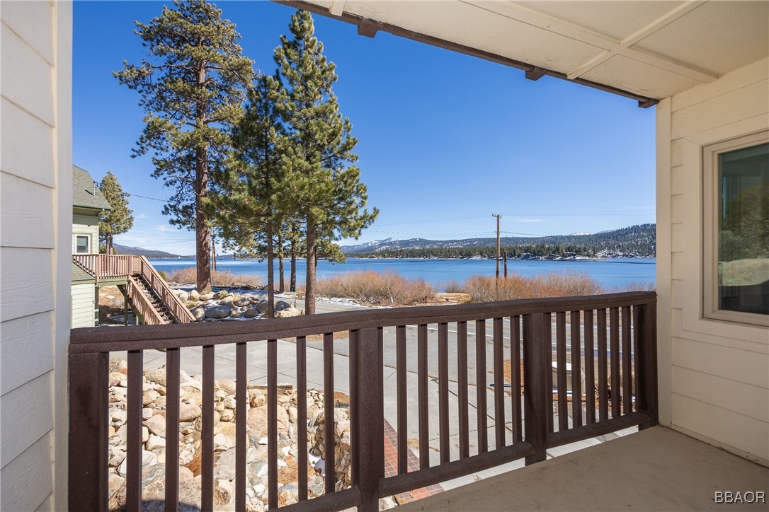 38512 North Shore Drive Property Photo 13