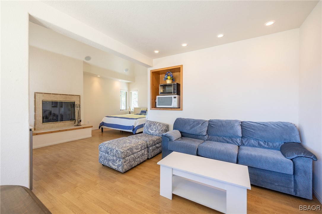 38512 North Shore Drive Property Photo 16