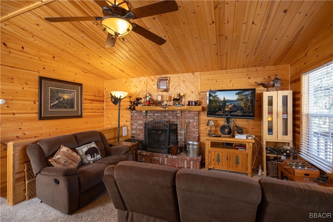 43129 Sunset Drive Property Photo