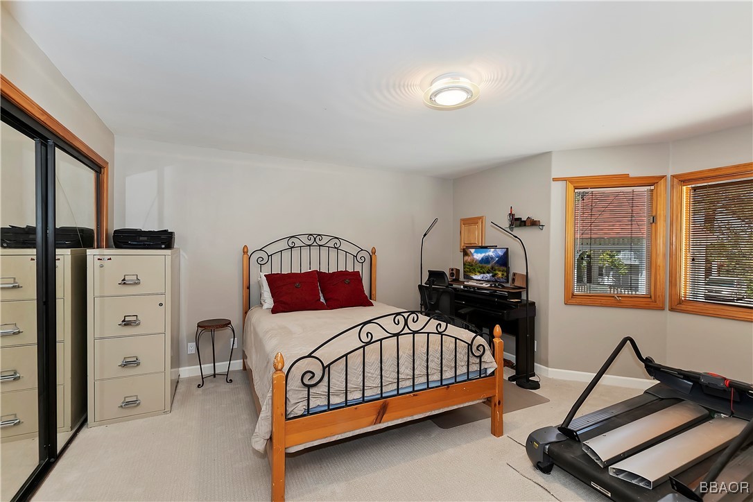 727 Villa Grove Avenue Property Photo 38