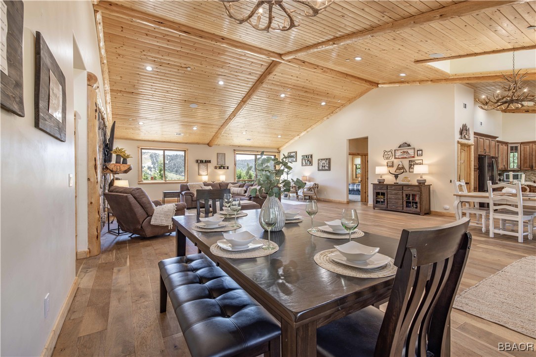 43625 Wolf Road Property Photo 4