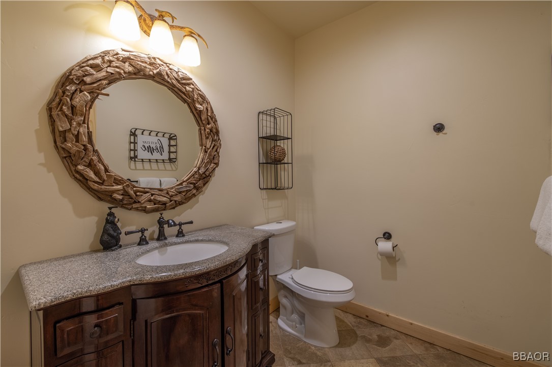 43625 Wolf Road Property Photo 24