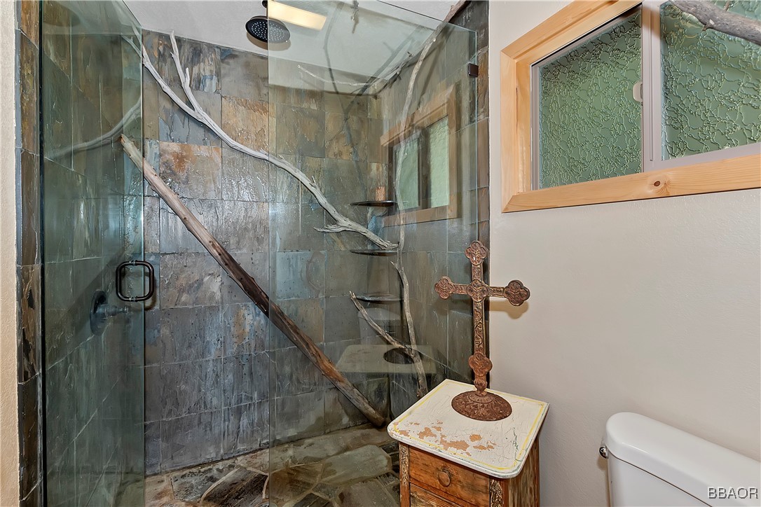 385 Iris Drive Property Photo 23