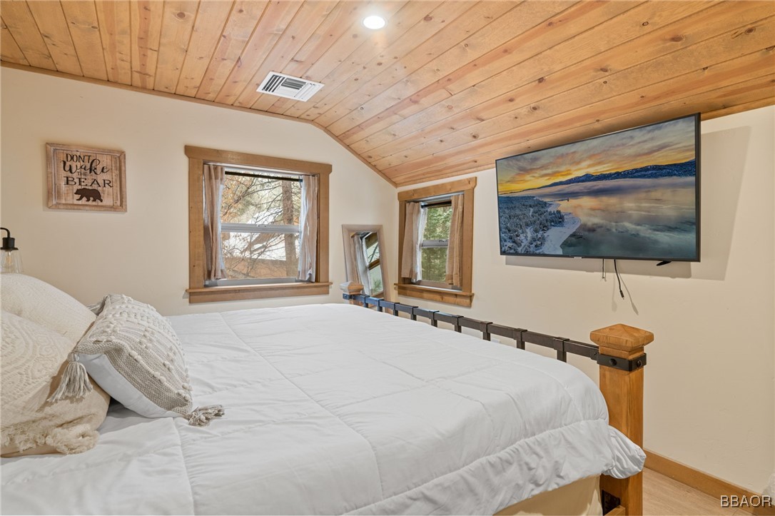 42655 Peregrine Avenue Property Photo 12
