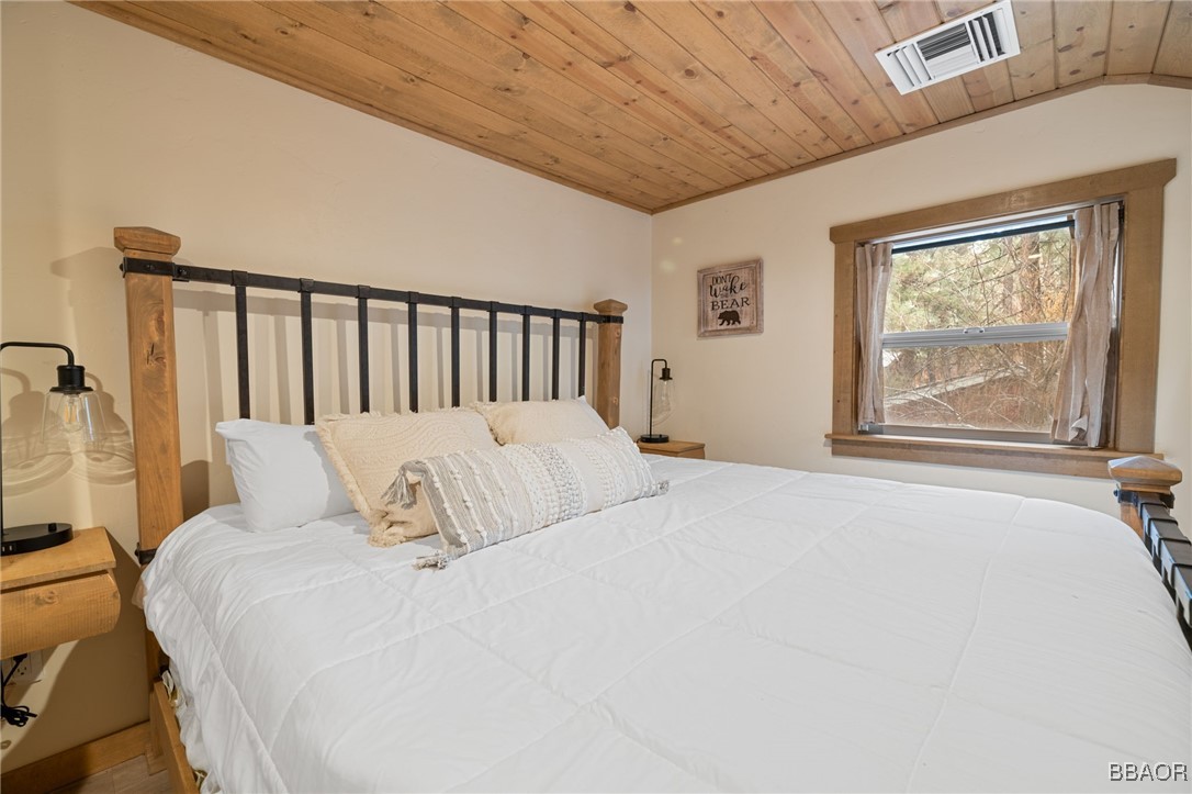 42655 Peregrine Avenue Property Photo 13
