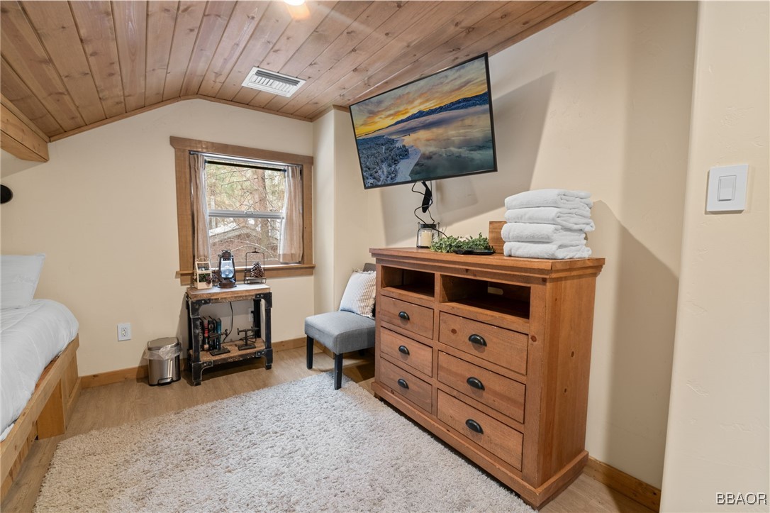 42655 Peregrine Avenue Property Photo 17