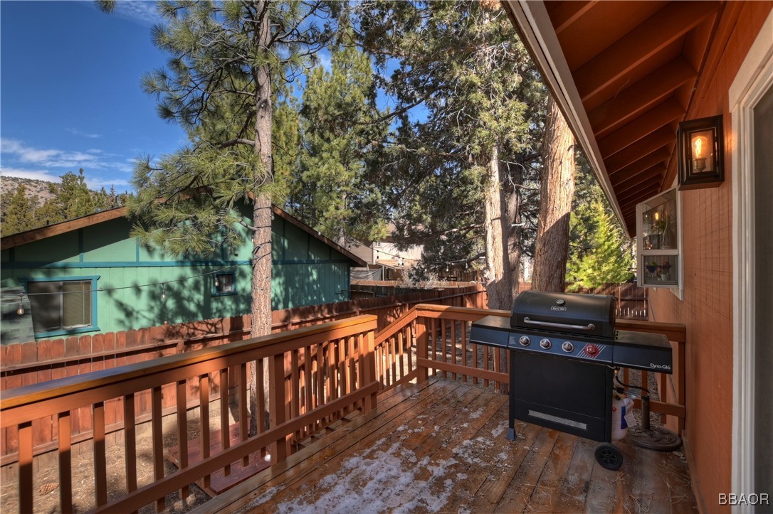 525 East Angeles Boulevard Property Photo 24