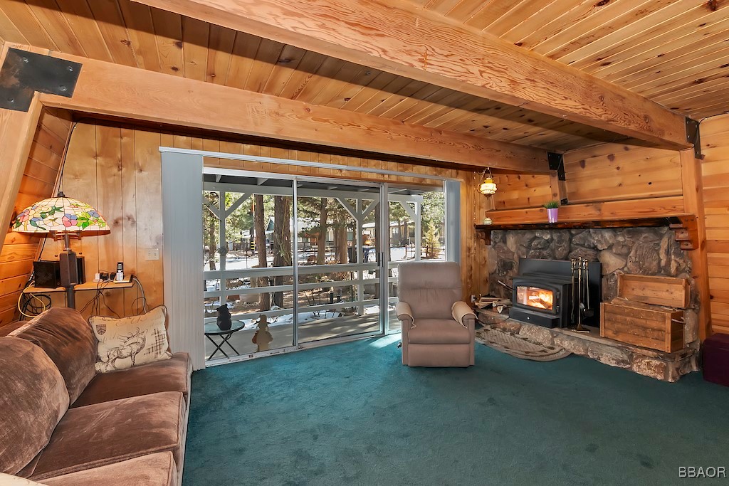 1109 Hemlock Lane Property Photo 7