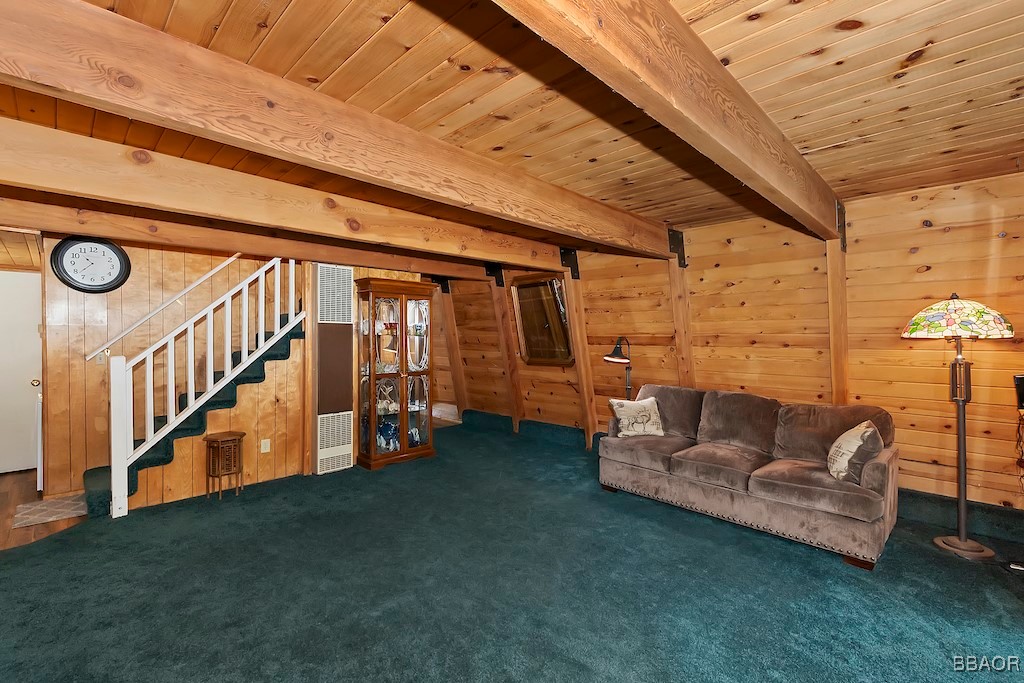 1109 Hemlock Lane Property Photo 8