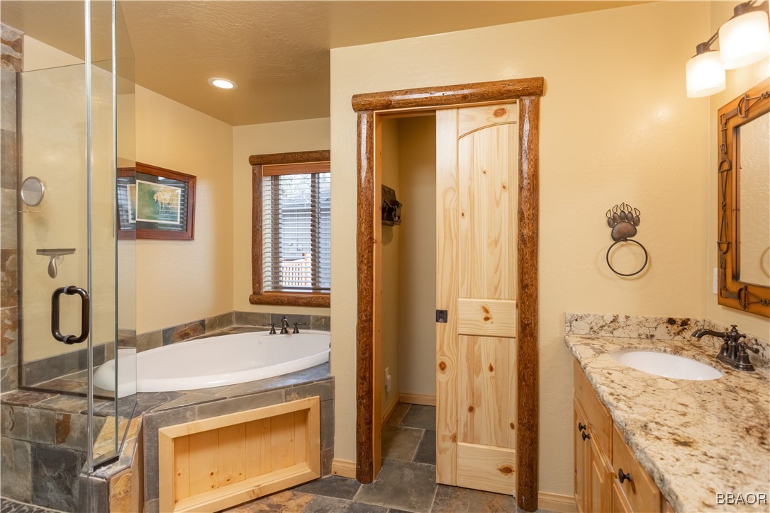 1389 Flintridge Avenue Property Photo 12