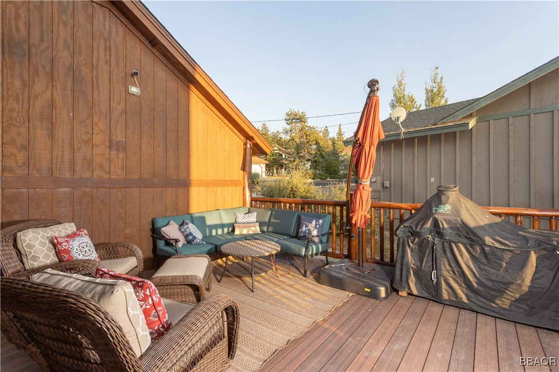 1389 Flintridge Avenue Property Photo 20