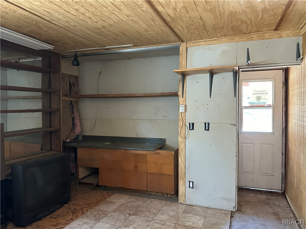 321 East Country Club Boulevard Property Photo 5