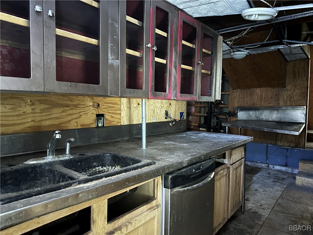 321 East Country Club Boulevard Property Photo 6