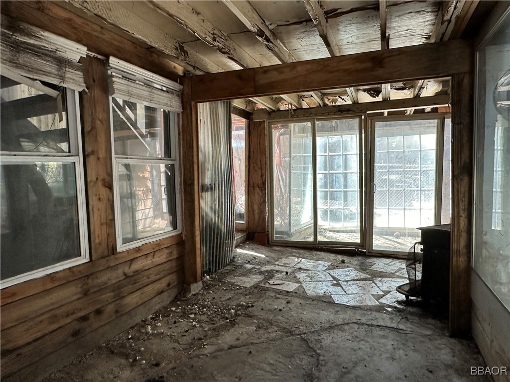 321 East Country Club Boulevard Property Photo 8