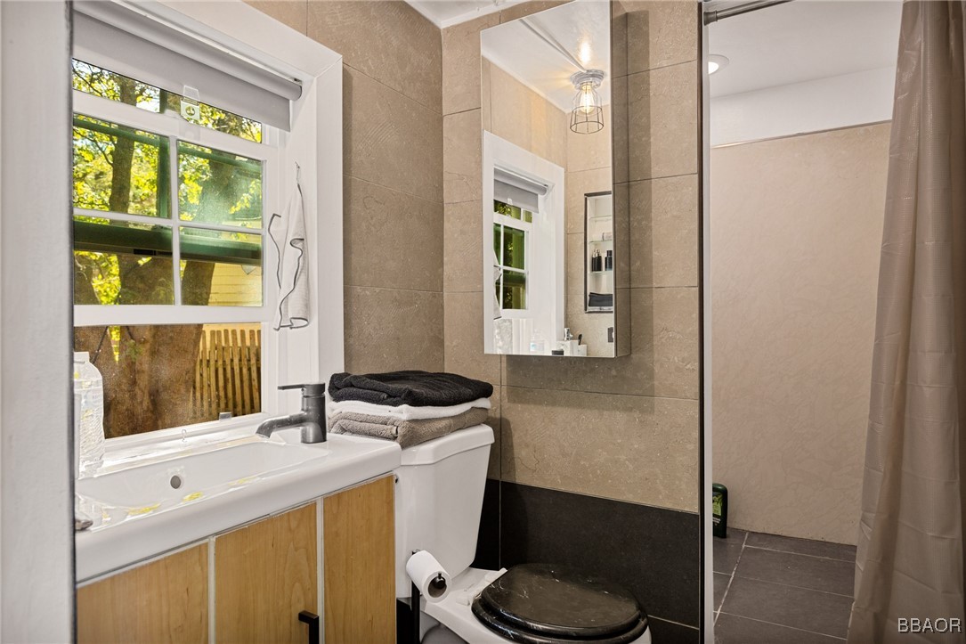 1025 Inspiration Drive Property Photo 13