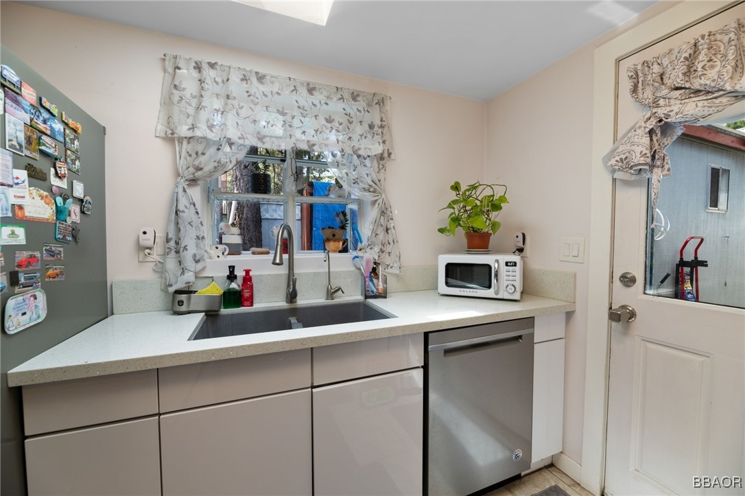 2074 5th Lane Property Photo 12