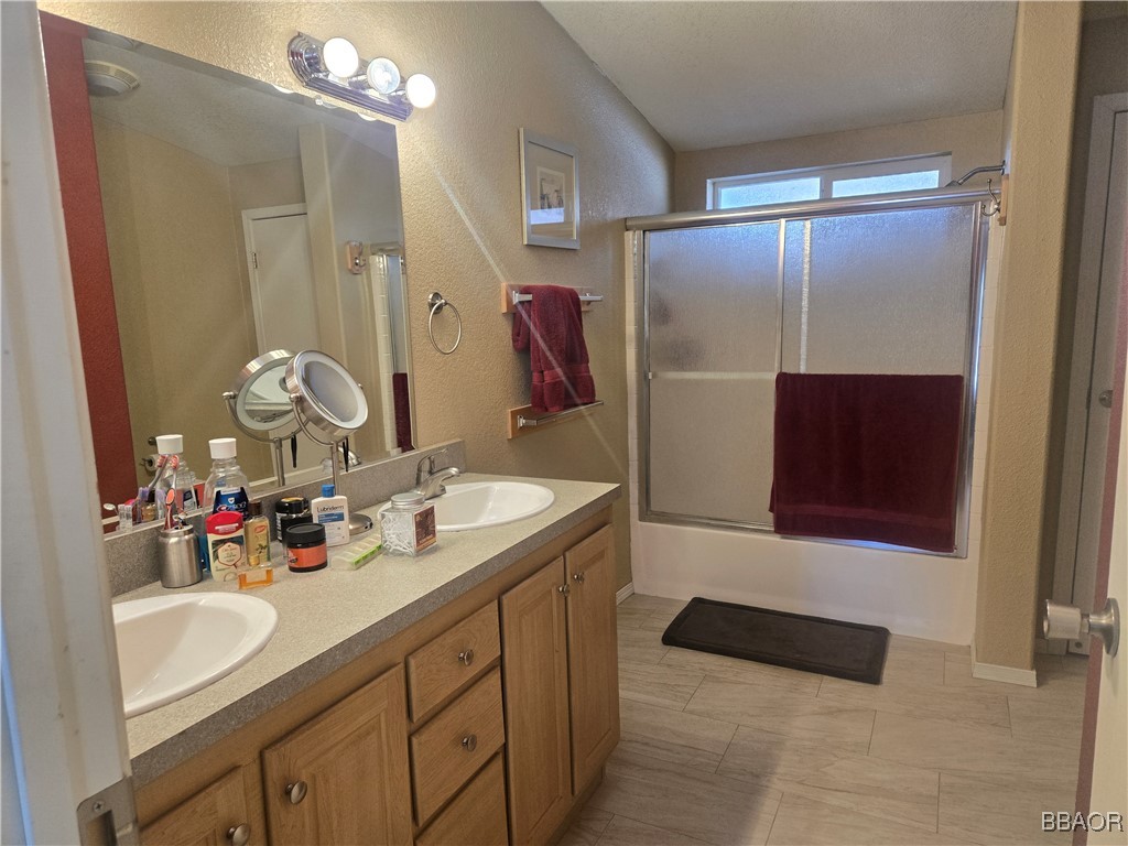 2056 Cedar Pine Lane Property Photo 18