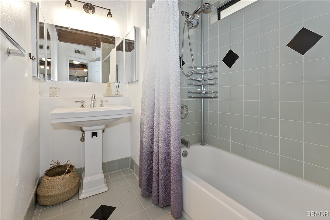 42533 Moonridge Road 4 Property Photo 17