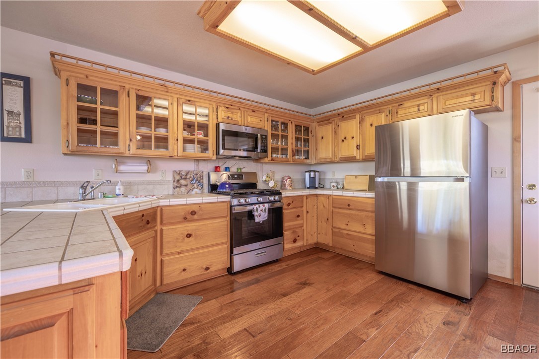 479 Villa Grove Avenue Property Photo 17