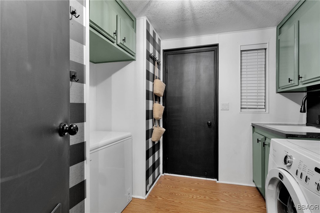 391 Montclair Drive 105 Property Photo 26