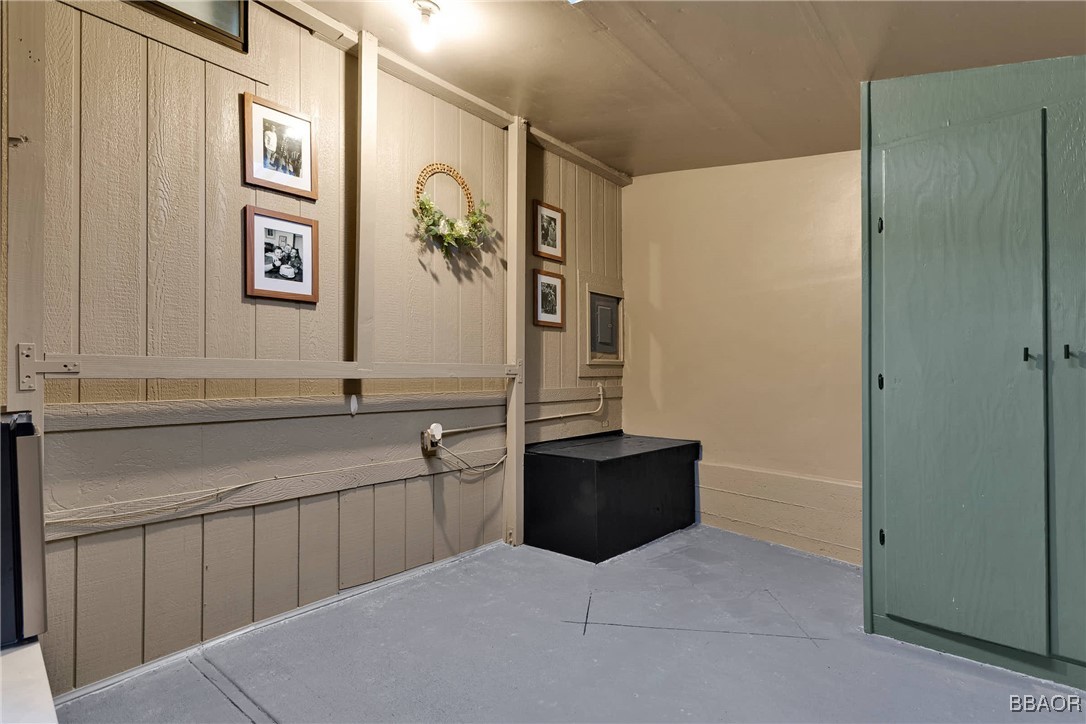391 Montclair Drive 105 Property Photo 40
