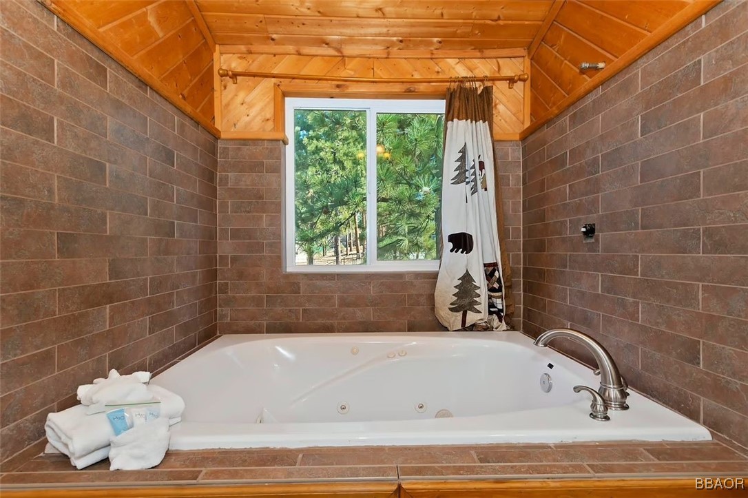 1300 Malabar Way Property Photo 35