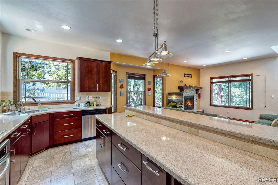 319 Triangle Nook Road Property Photo 3