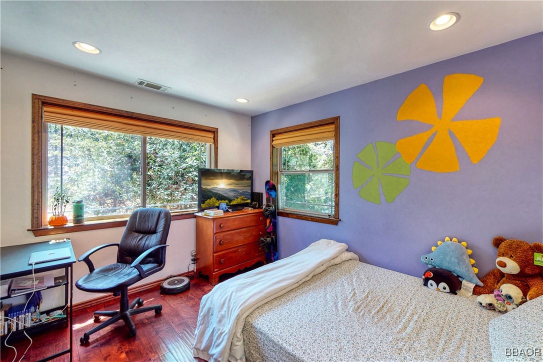 319 Triangle Nook Road Property Photo 5