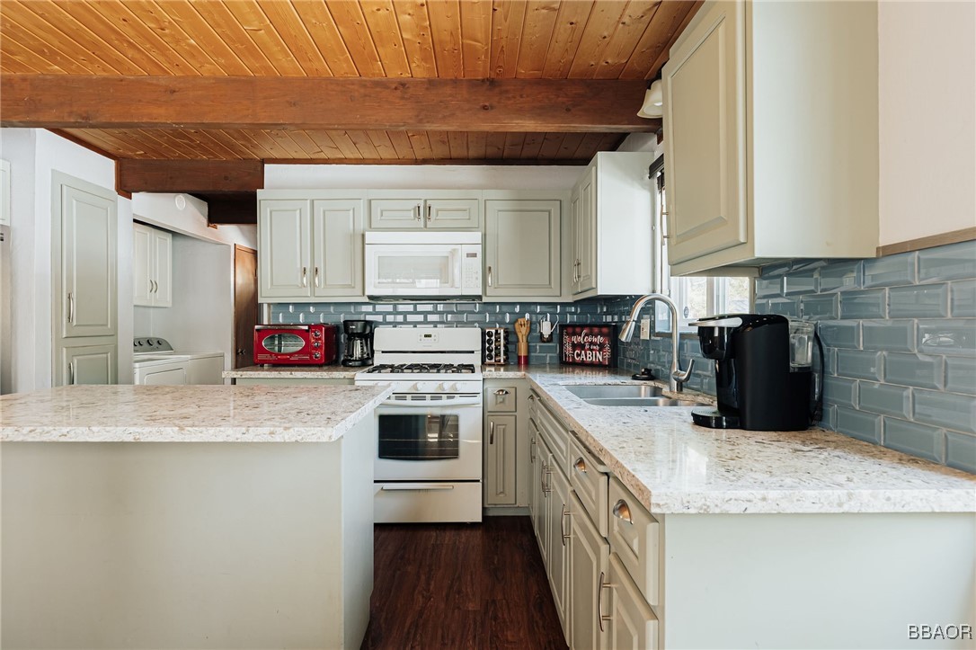 40138 Hillcrest Drive Property Photo 16